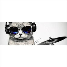 Lade das Bild in den Galerie-Viewer, Leinwandbild Katze am Schlagzeug Panorama
