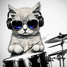 Lade das Bild in den Galerie-Viewer, Leinwandbild Katze am Schlagzeug Quadrat
