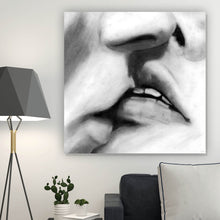 Lade das Bild in den Galerie-Viewer, Aluminiumbild Küssende Lippen Vintage Zeichenstil Quadrat
