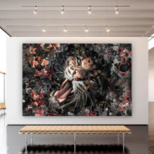 Lade das Bild in den Galerie-Viewer, Aluminiumbild gebürstet Leopard im Blütenmeer Querformat
