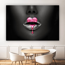 Lade das Bild in den Galerie-Viewer, Aluminiumbild Lippen Herzform Querformat
