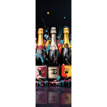 Lade das Bild in den Galerie-Viewer, Leinwandbild Luxury Champagne No.3 Panorama Hoch
