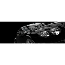 Lade das Bild in den Galerie-Viewer, Aluminiumbild Luxuswagen auf schwarzem Hintergrund Panorama
