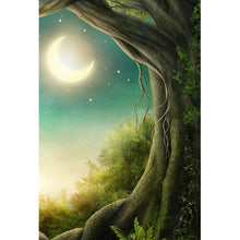 Lade das Bild in den Galerie-Viewer, Poster Märchenwald im Mondlicht Hochformat
