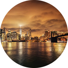 Lade das Bild in den Galerie-Viewer, Aluminiumbild gebürstet Manhattan bei Sonnenuntergang Kreis
