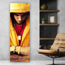 Lade das Bild in den Galerie-Viewer, Poster Mann mit Kapuzenpulli Panorama Hoch
