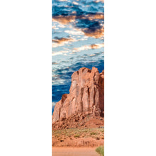 Lade das Bild in den Galerie-Viewer, Leinwandbild Monument Valley Panorama Hoch

