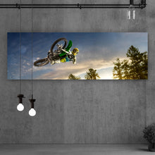 Lade das Bild in den Galerie-Viewer, Aluminiumbild gebürstet Motocross im Flug Panorama
