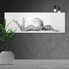Lade das Bild in den Galerie-Viewer, Aluminiumbild gebürstet Nackte Frau mit Engelsflügeln Panorama
