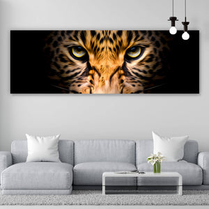 Spannrahmenbild Portrait Leopard auf schwarzem Hintergrund Panorama