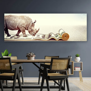 Spannrahmenbild Nashorn mit Geldschein Teppich Panorama