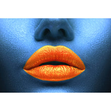 Lade das Bild in den Galerie-Viewer, Aluminiumbild Orangene Lippen No.3 Querformat
