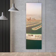 Lade das Bild in den Galerie-Viewer, Aluminiumbild gebürstet Palmeninsel in Dubai Panorama Hoch
