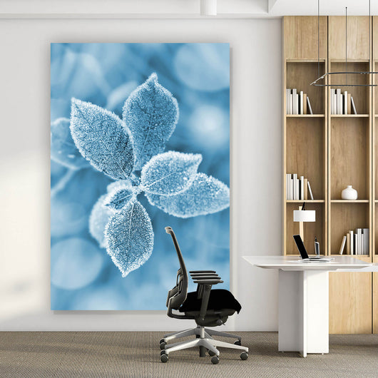 Leinwandbild Pflanze bei Frost Hochformat