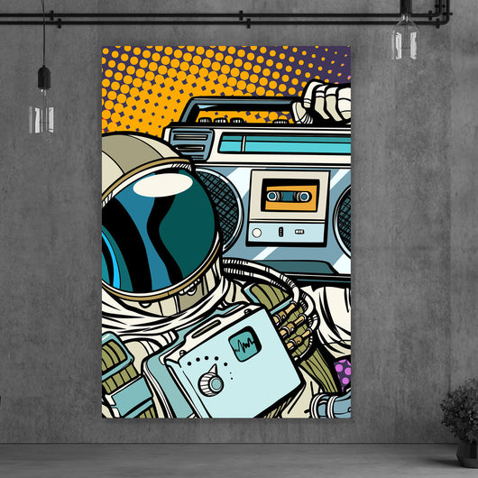 Aluminiumbild gebürstet Pop Art Astronaut mit Musikbox Hochformat
