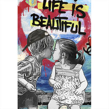 Lade das Bild in den Galerie-Viewer, Aluminiumbild gebürstet Pop Art Kissing Kids Beach Hochformat
