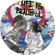 Lade das Bild in den Galerie-Viewer, Aluminiumbild gebürstet Pop Art Kissing Kids Beach Kreis
