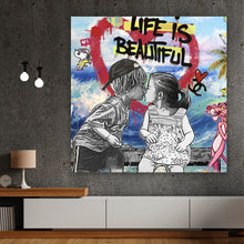 Lade das Bild in den Galerie-Viewer, Poster Pop Art Kissing Kids Beach Quadrat
