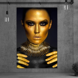 Aluminiumbild gebürstet Portrait einer Frau Schwarz Gold Hochformat