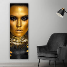 Lade das Bild in den Galerie-Viewer, Aluminiumbild gebürstet Portrait einer Frau Schwarz Gold Panorama Hoch
