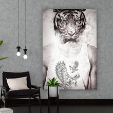 Lade das Bild in den Galerie-Viewer, Poster Portrait mit Tigerkopf Grunge Hochformat
