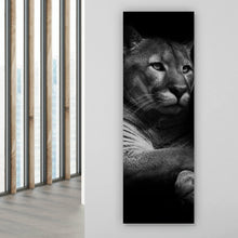 Lade das Bild in den Galerie-Viewer, Aluminiumbild Puma auf Schwarz Panorama Hoch
