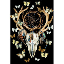 Lade das Bild in den Galerie-Viewer, Poster Rehschädel mit Schmetterlingen Hochformat
