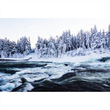 Lade das Bild in den Galerie-Viewer, Aluminiumbild gebürstet Reissender Winter Fluss Querformat

