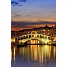Lade das Bild in den Galerie-Viewer, Aluminiumbild gebürstet Rialtobrücke in Venedig Hochformat
