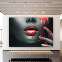 Lade das Bild in den Galerie-Viewer, Spannrahmenbild Rote Lippen Querformat
