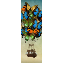 Lade das Bild in den Galerie-Viewer, Spannrahmenbild Schmetterling Heißluftballon Panorama Hoch
