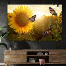 Lade das Bild in den Galerie-Viewer, Aluminiumbild gebürstet Schmetterlinge im Sonnenblumenfeld Querformat
