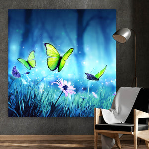 Spannrahmenbild Schmetterlinge im Zauberwald Quadrat