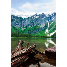 Lade das Bild in den Galerie-Viewer, Spannrahmenbild See im National Park Hochformat
