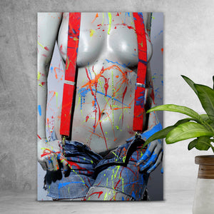 Spannrahmenbild Sexy Malerin mit Farbspritzern Hochformat