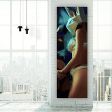 Lade das Bild in den Galerie-Viewer, Spannrahmenbild Sexy Rabbit Girls Panorama Hoch
