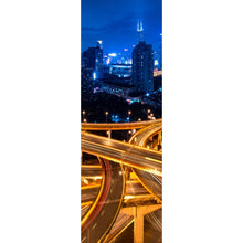 Lade das Bild in den Galerie-Viewer, Aluminiumbild gebürstet Shanghai Skyline bei Nacht Panorama Hoch
