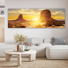 Lade das Bild in den Galerie-Viewer, Aluminiumbild gebürstet Sonnenuntergang in Monument Valley Panorama
