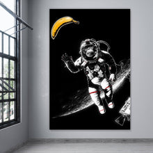 Lade das Bild in den Galerie-Viewer, Aluminiumbild gebürstet Space Monkey Hochformat
