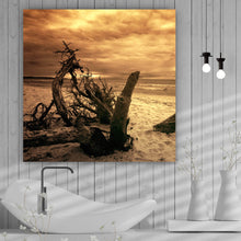 Lade das Bild in den Galerie-Viewer, Acrylglasbild Strand und Meer in Sepia Quadrat
