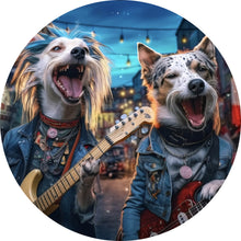 Lade das Bild in den Galerie-Viewer, Aluminiumbild Straßenhunde Duo mit Gitarre Kreis

