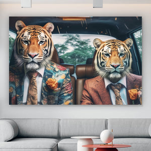 Acrylglasbild Tiger Duo im Anzug Digital Art Querformat