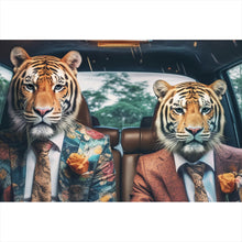 Lade das Bild in den Galerie-Viewer, Aluminiumbild gebürstet Tiger Duo im Anzug Digital Art Querformat
