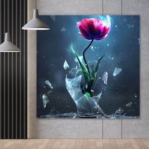 Aluminiumbild Tulpe in zerbrochener Glühbirne Quadrat