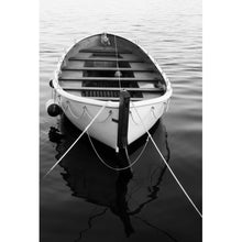 Lade das Bild in den Galerie-Viewer, Spannrahmenbild Verlassenes Boot im Wasser Hochformat
