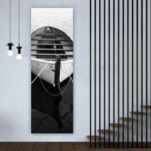 Lade das Bild in den Galerie-Viewer, Poster Verlassenes Boot im Wasser Panorama Hoch
