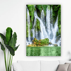 Acrylglasbild Wasserfall in Bosnien Hochformat