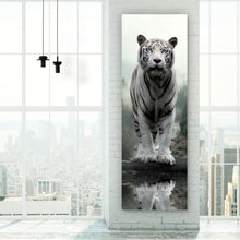 Lade das Bild in den Galerie-Viewer, Acrylglasbild Weisser Tiger am Waldrand Panorama Hoch
