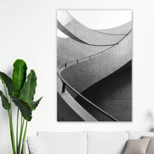 Lade das Bild in den Galerie-Viewer, Aluminiumbild gebürstet Wendeltreppe Moderne Architektur Hochformat
