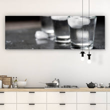Lade das Bild in den Galerie-Viewer, Spannrahmenbild Wodka mit Eis Panorama
